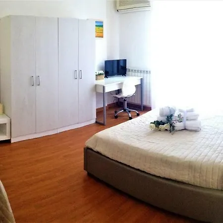 Noto Politeama Bed & Breakfast 2*